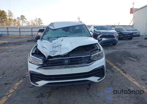 2022 Volkswagen Tiguan 2.0T Se R-Line Black from USA, damaged, VIN 3VVCB7AX7NM007366